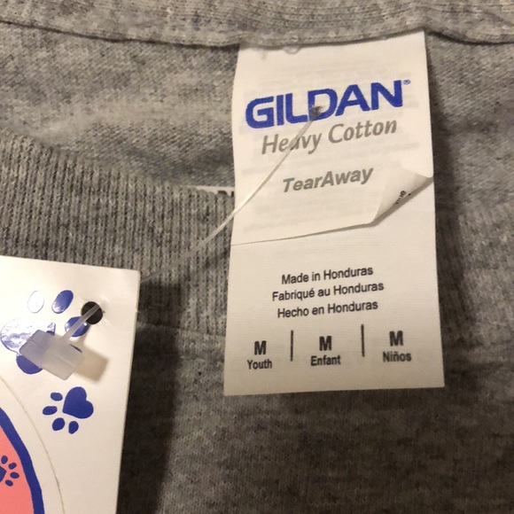 New with tag, long sleeve shirt for boys M - Picture 3 of 3